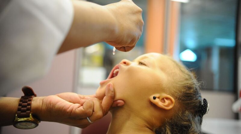 todas as crianças do município com idade entre 1 à 5 anos incompletos foram vacinadas.
